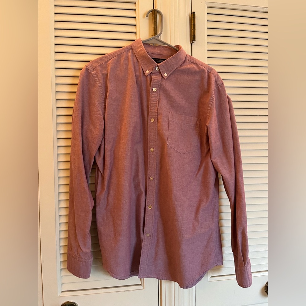 Men's Classic Pink Button-Down Shirt